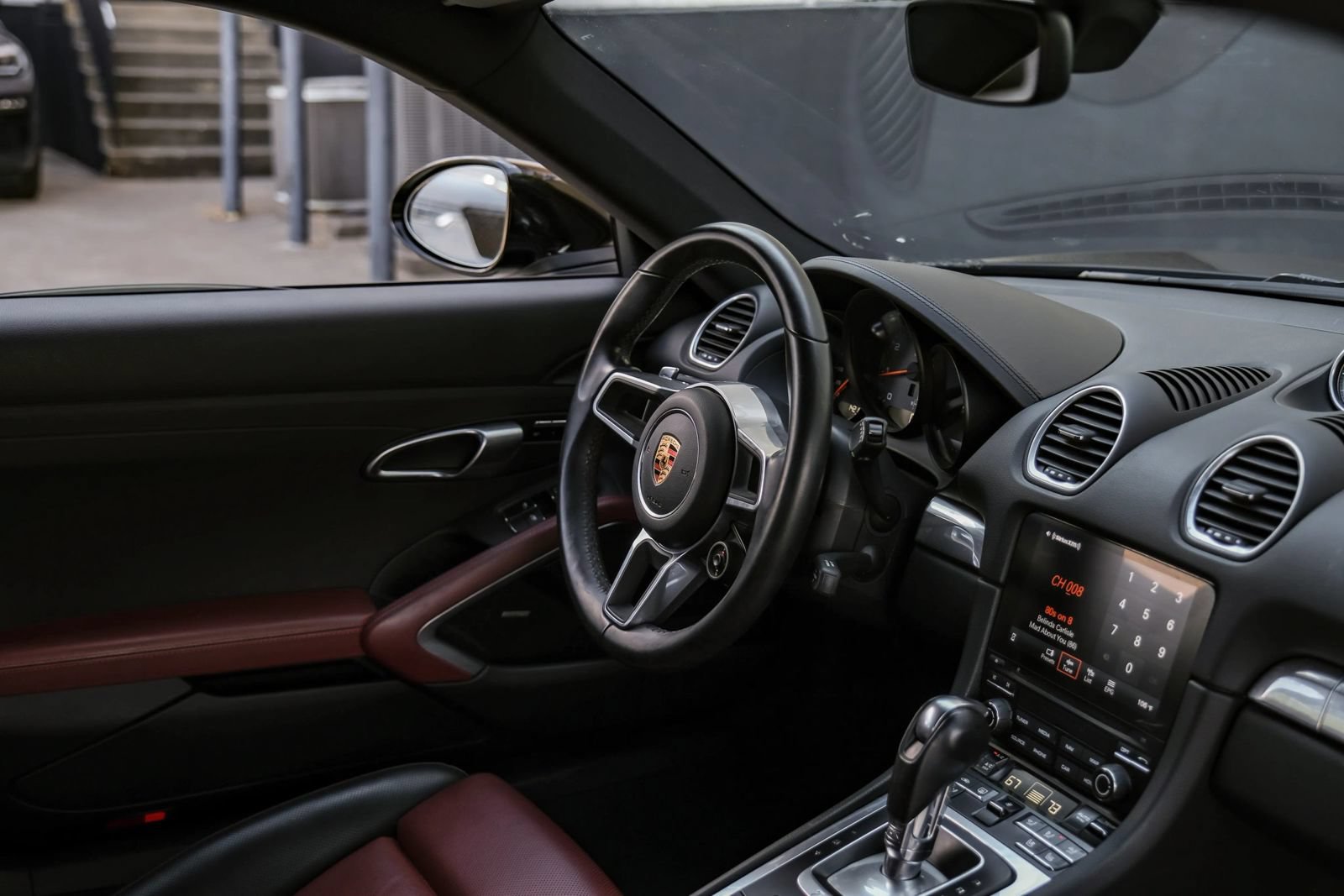 Used 2019 Porsche 718 Cayman S RWD image 14