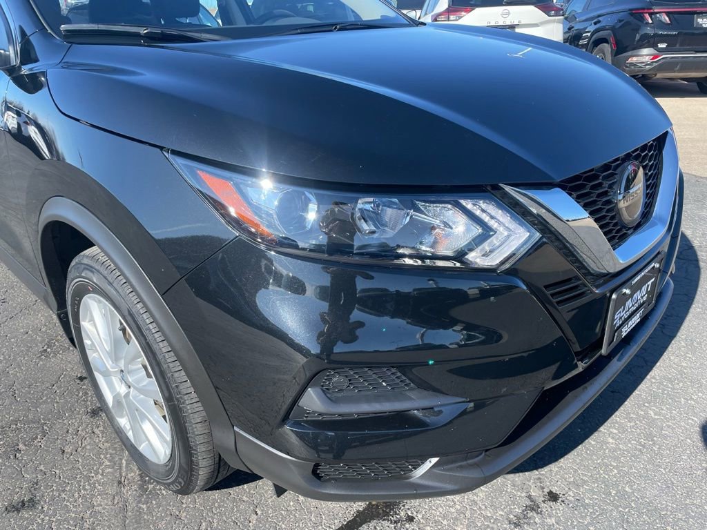 Used 2022 Nissan Rogue Sport S image 25