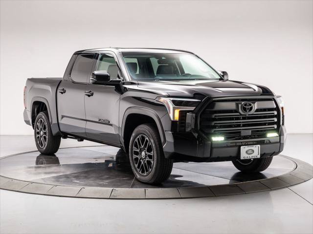 Used 2024 Toyota Tundra Limited AWD/4WD image 7