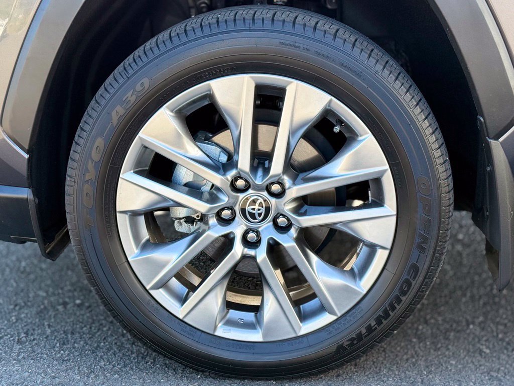 Used 2024 Toyota RAV4 XLE Premium w/ Weather Package AWD/4WD image 9