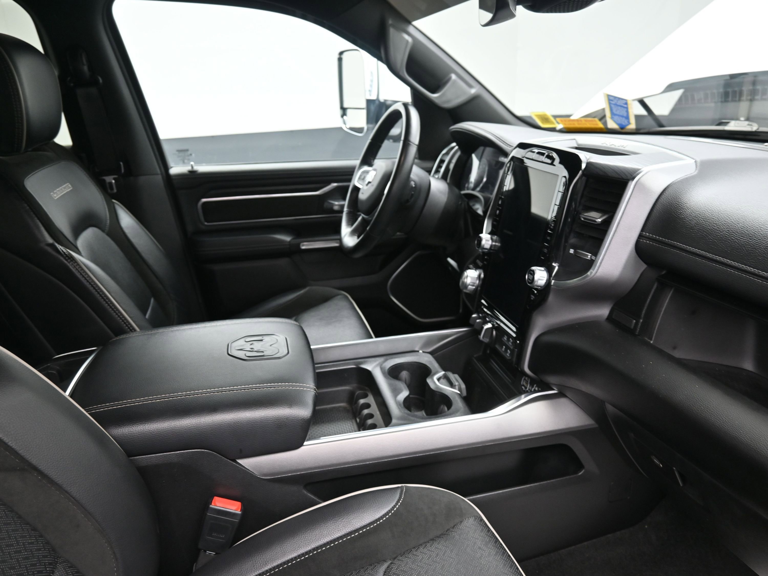 Used 2023 RAM 1500 Laramie image 31