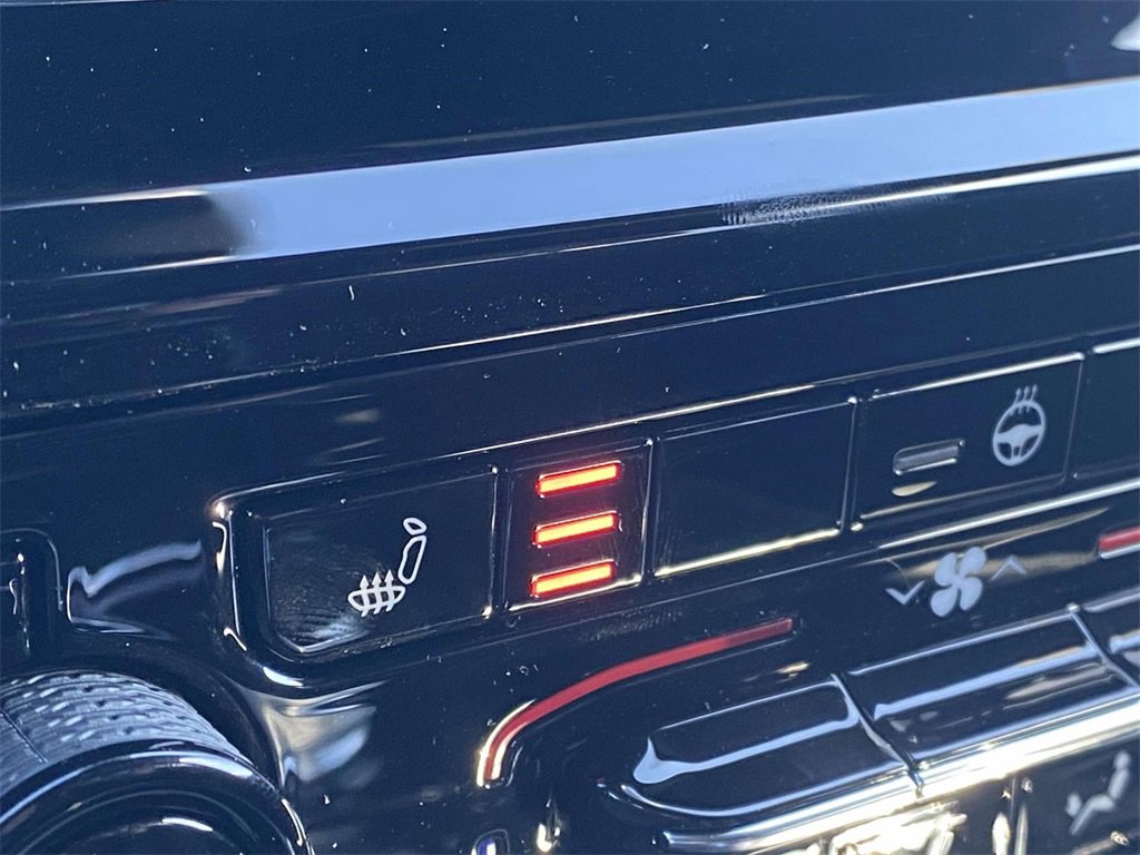 New 2025 Jeep Grand Cherokee L Laredo w/ Luxury Tech Group I image 24