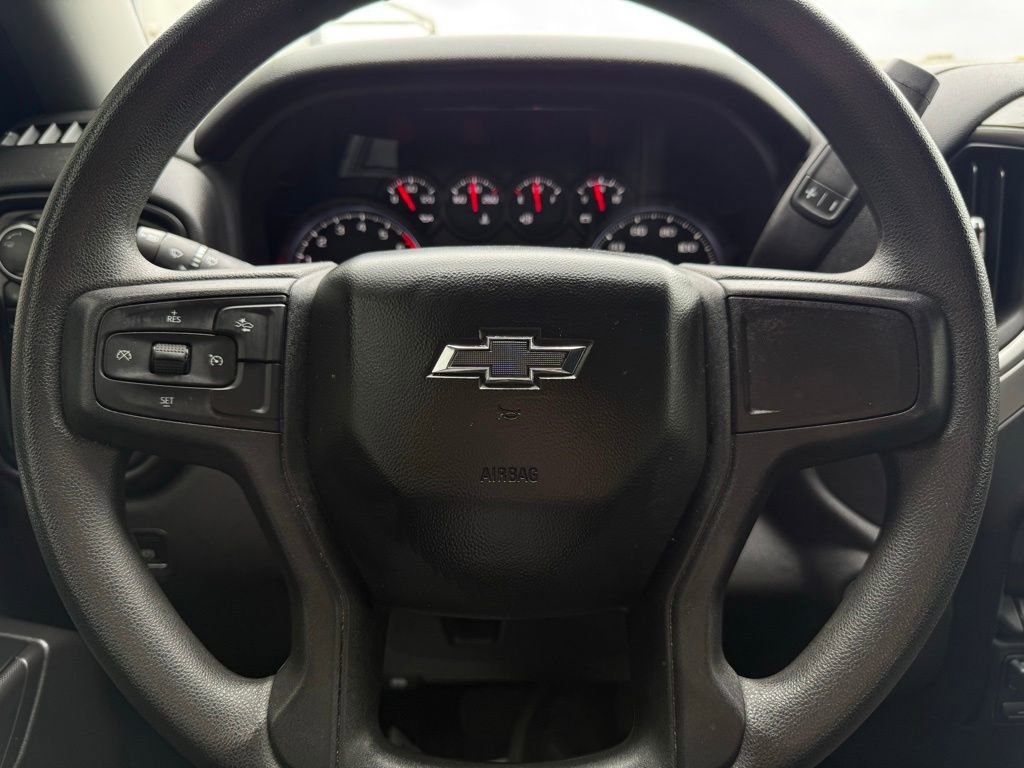 Used 2024 Chevrolet Silverado 1500 Custom Trail Boss w/ Dark Appearance Package AWD/4WD image 24