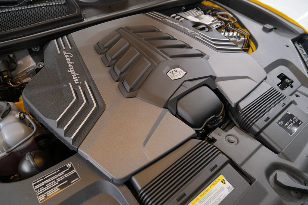 Used 2022 Lamborghini Urus image 76
