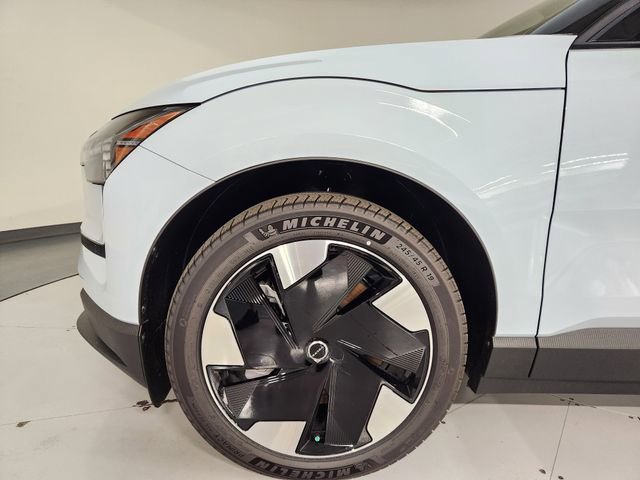 New 2025 Volvo EX30 Plus w/ Protection Package Premier AWD/4WD image 11