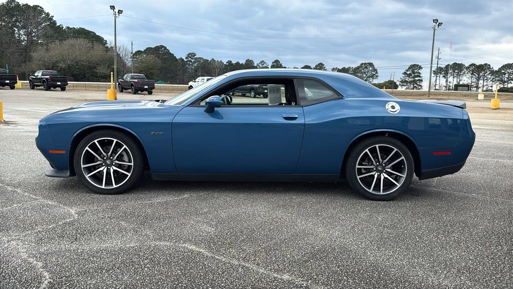 Used 2023 Dodge Challenger R/T image 5
