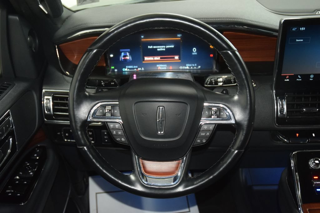 Used 2024 Lincoln Navigator L 4WD image 36