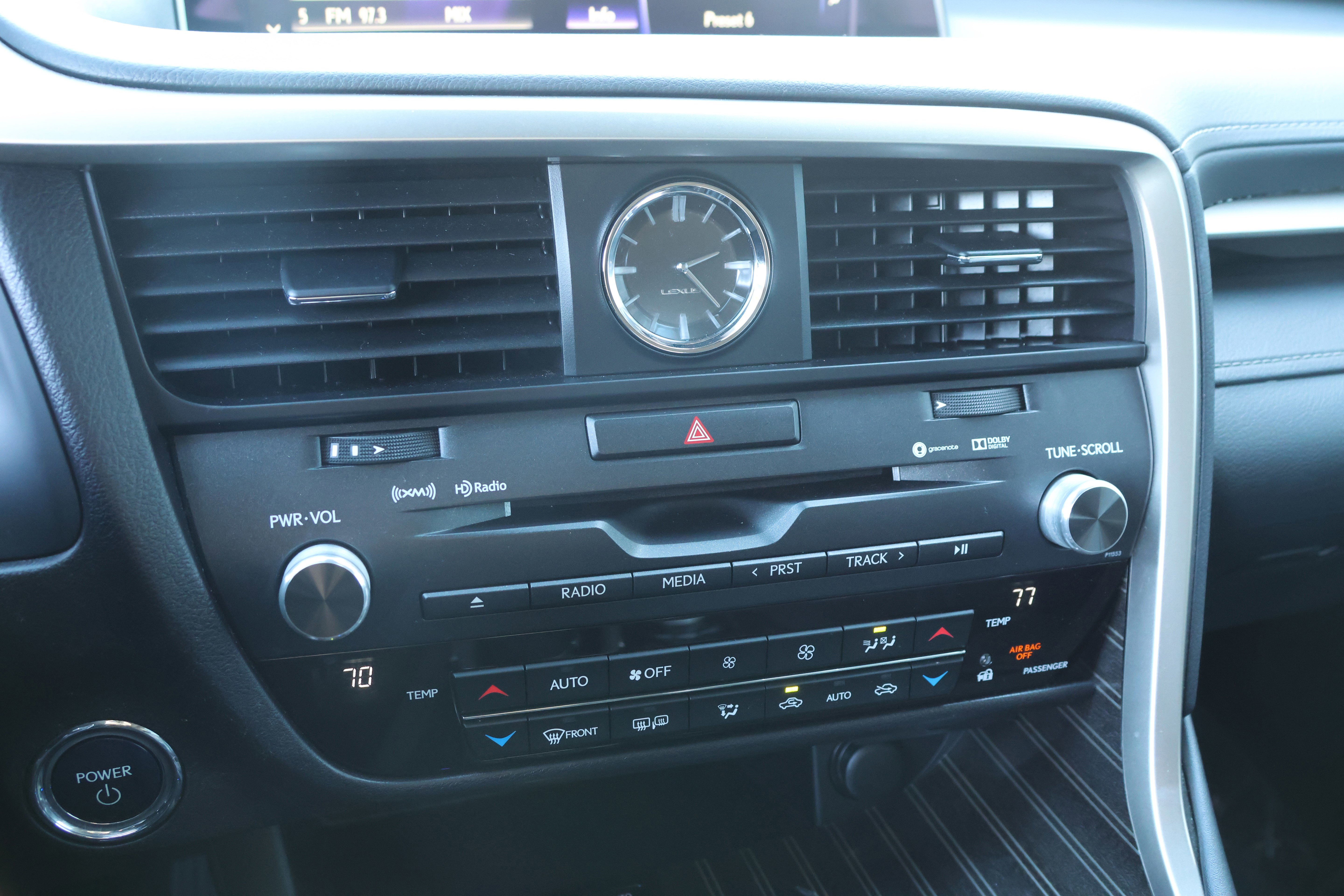 Used 2017 Lexus RX 450h AWD image 25