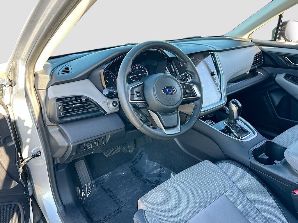 Used 2020 Subaru Outback Premium image 9