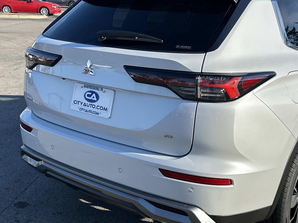 New 2026 Mitsubishi Outlander SE AWD/4WD image 10