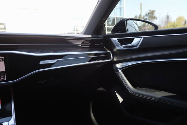Used 2021 Audi A7 e Prestige w/ Prestige Package image 24