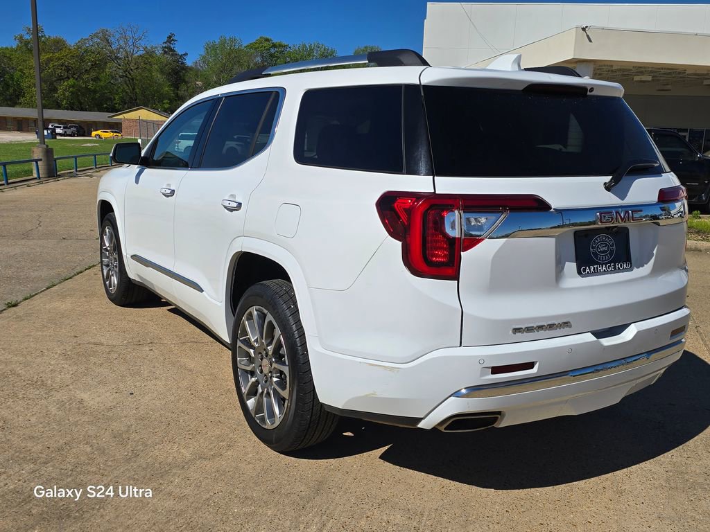 Used 2023 GMC Acadia Denali image 3