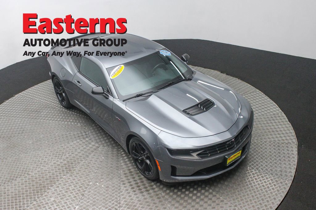 Used 2021 Chevrolet Camaro LT image 3