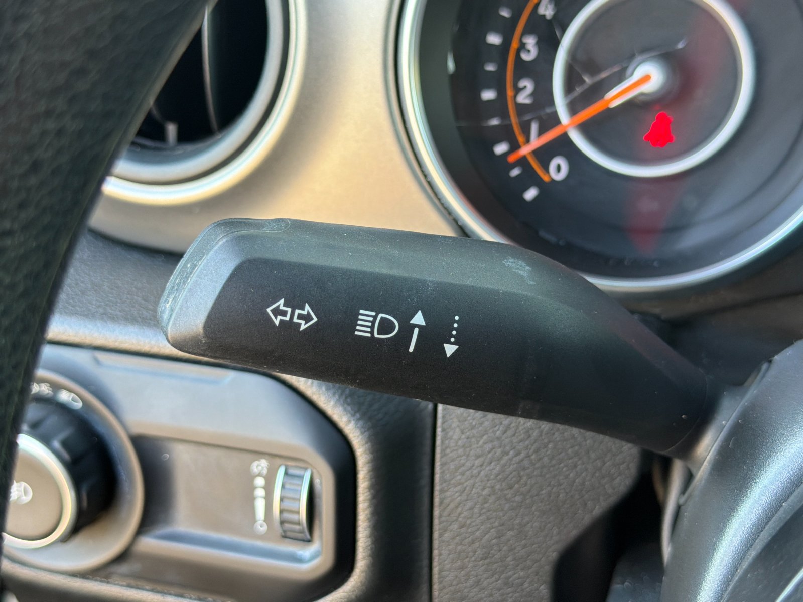 Used 2023 Jeep Wrangler Unlimited Sport AWD/4WD image 28
