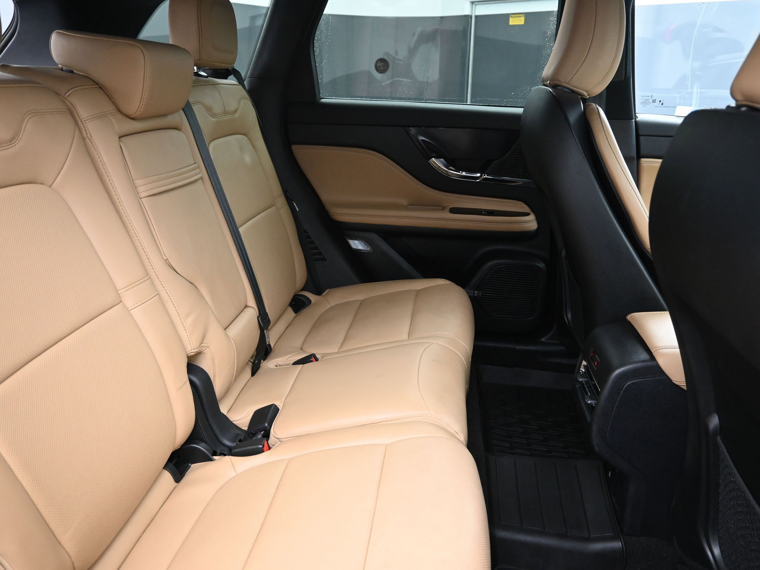 Used 2022 Lincoln Corsair Reserve w/ Equipment Group 201A image 25