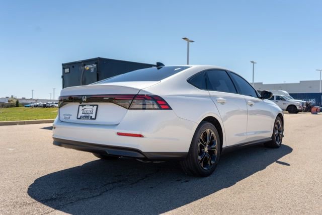 Used 2025 Honda Accord SE image 7