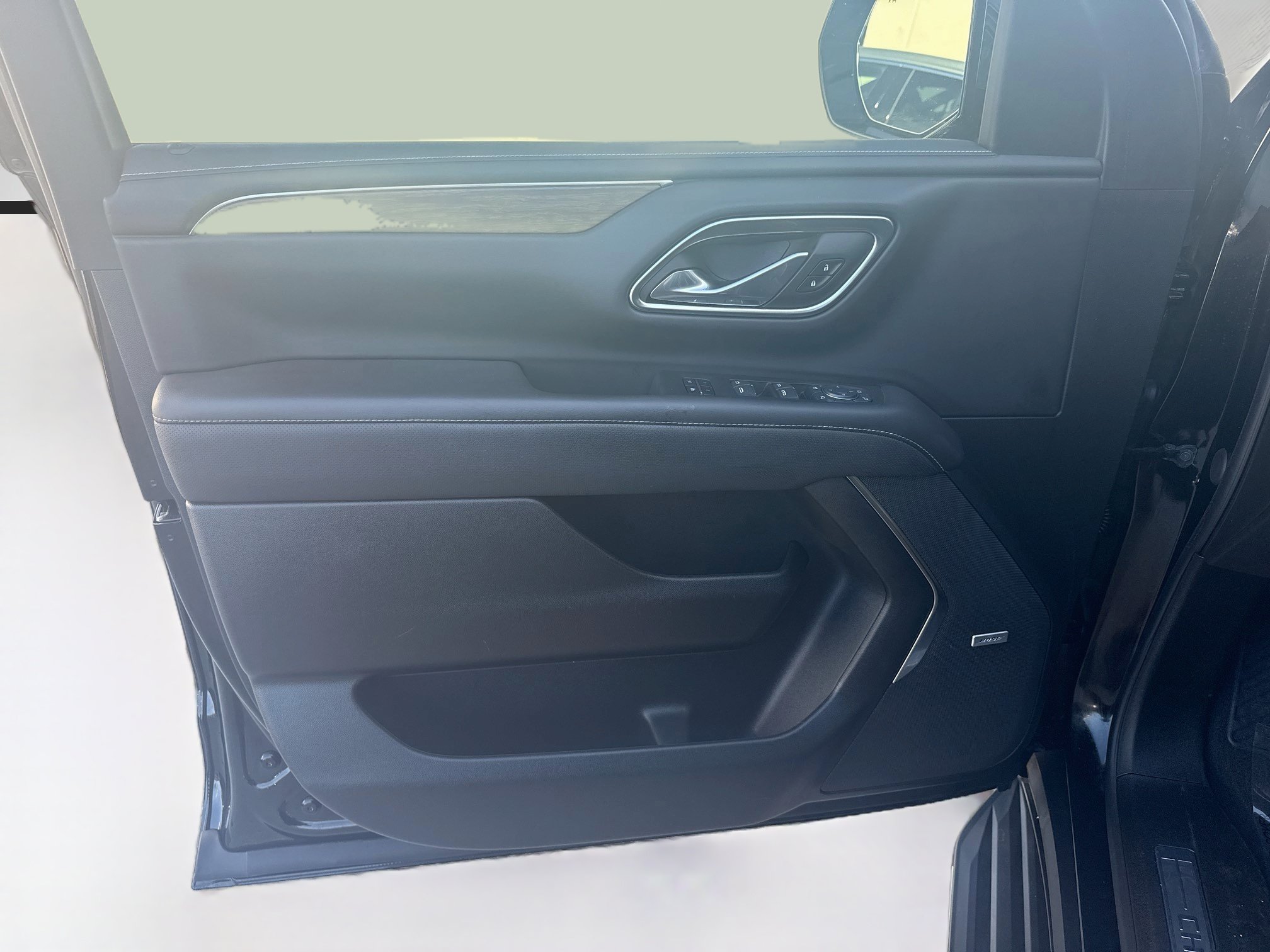 Used 2024 Chevrolet Tahoe Premier RWD image 20