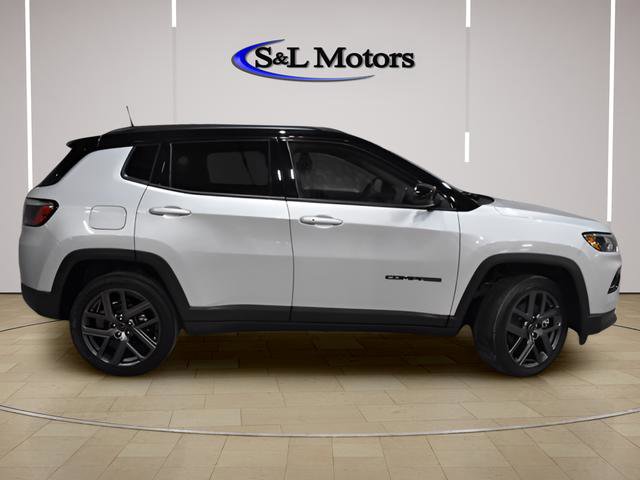 New 2026 Jeep Compass Limited w/ Sun, Sound & Navigation Group AWD/4WD image 8
