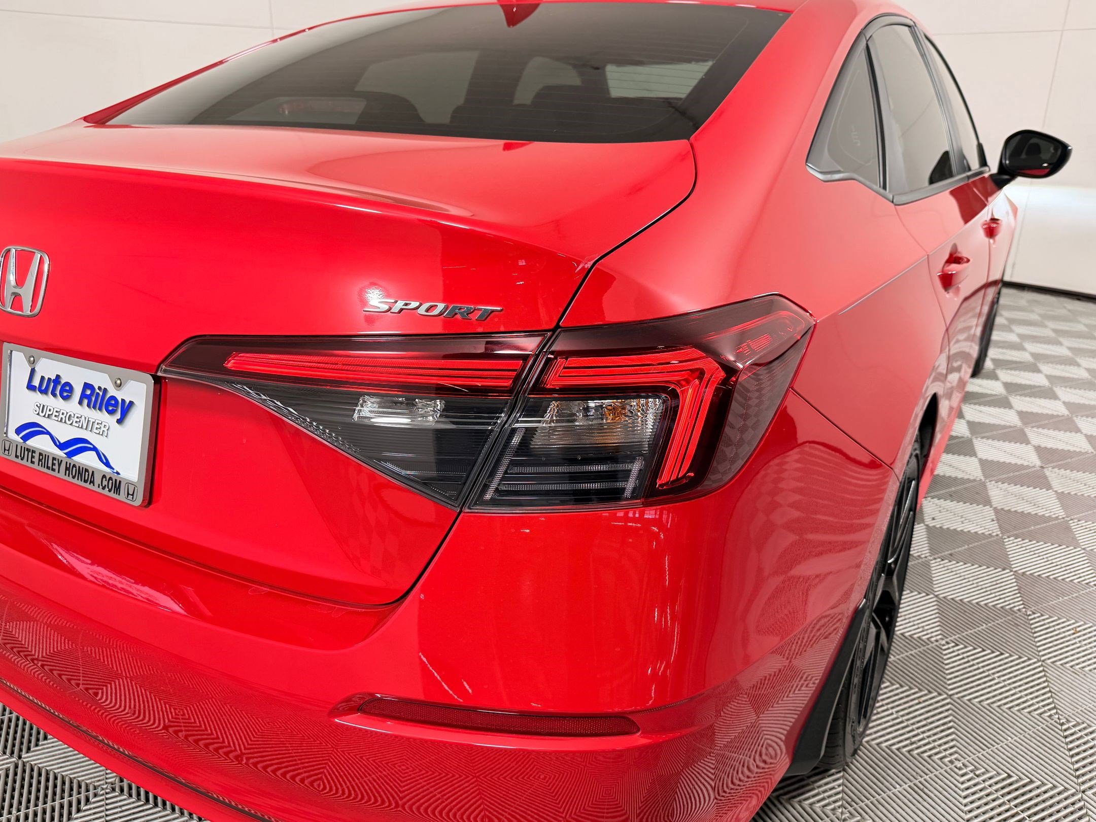 Certified 2025 Honda Civic Sport image 13