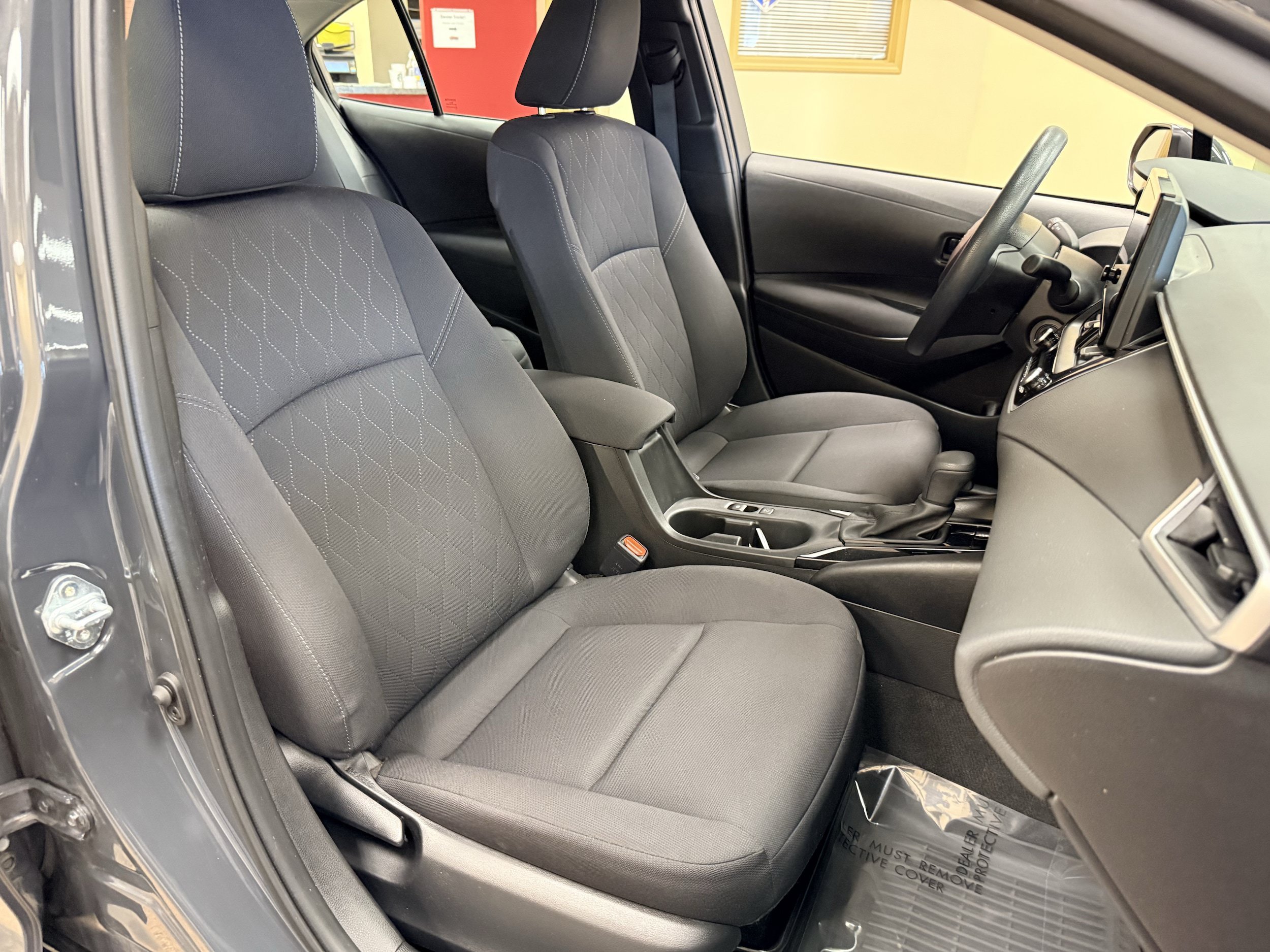 Used 2024 Toyota Corolla LE FWD image 22