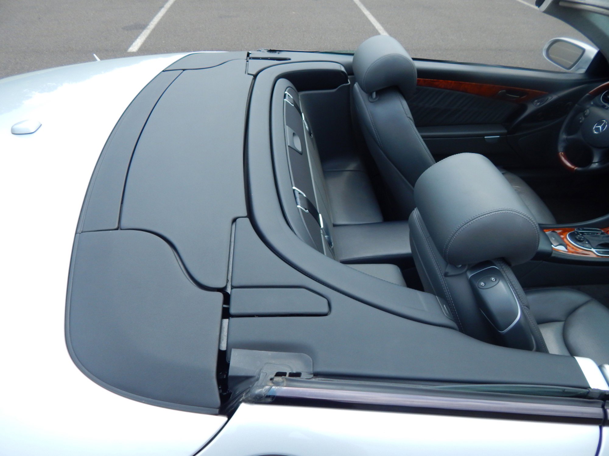 Used 2005 Mercedes-Benz SL 600 w/ AMG Sport Pkg image 37