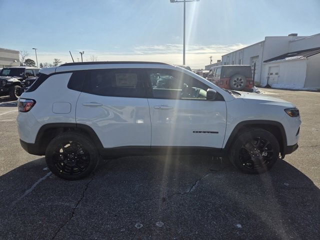 New 2026 Jeep Compass Latitude image 25