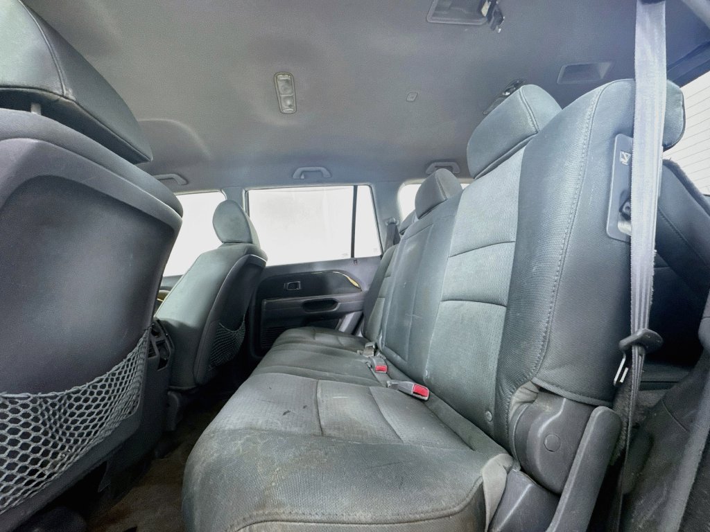 Used 2006 Honda Pilot LX image 28