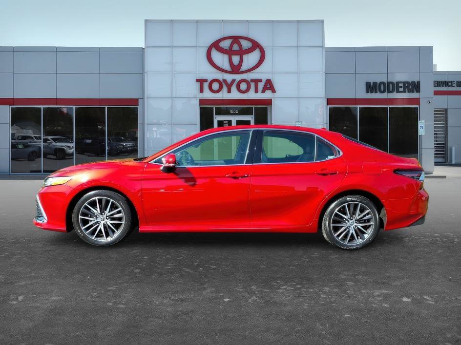 Certified 2023 Toyota Camry XLE FWD image 10