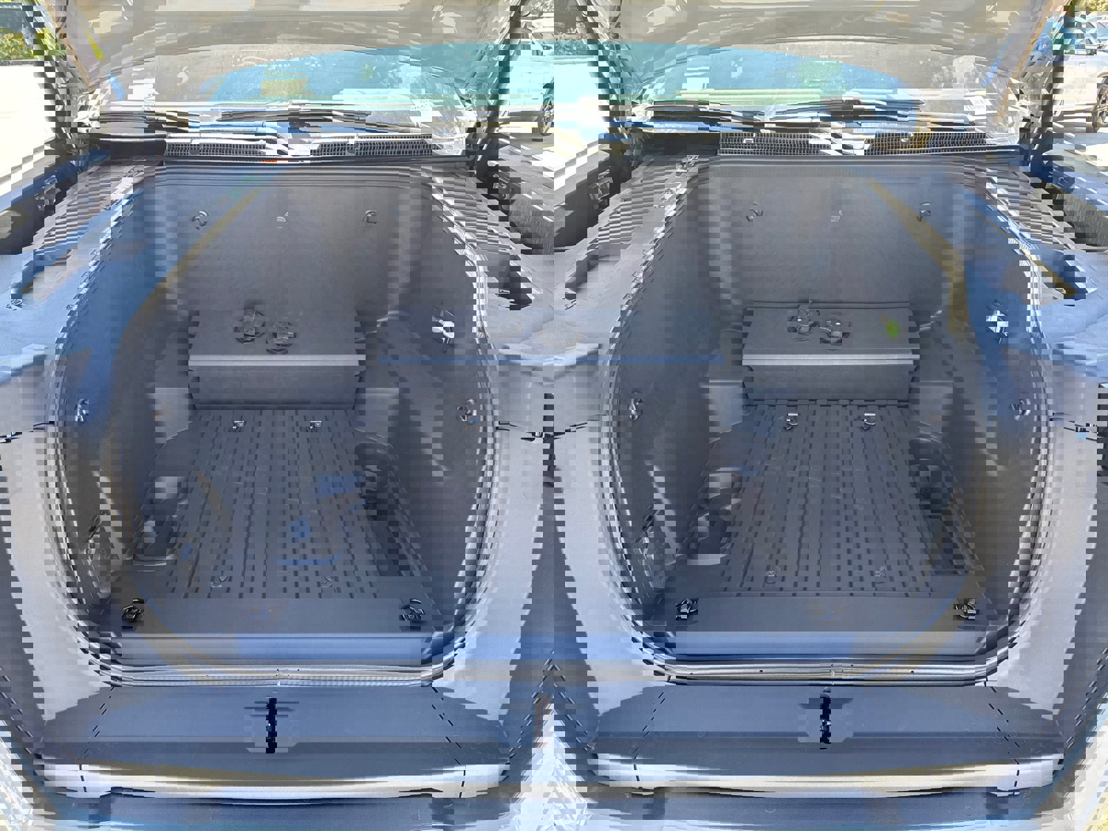 Used 2026 GMC Sierra EV Elevation image 8