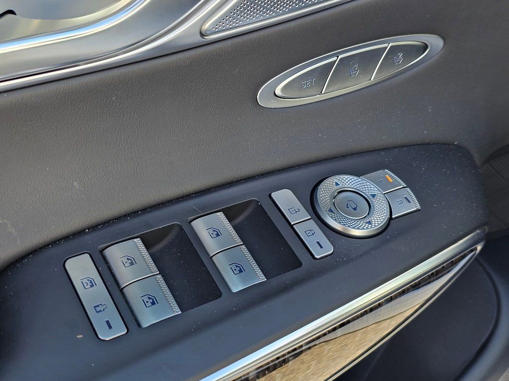Certified 2025 Genesis GV70 3.5T Sport w/ Sport Prestige Package image 32