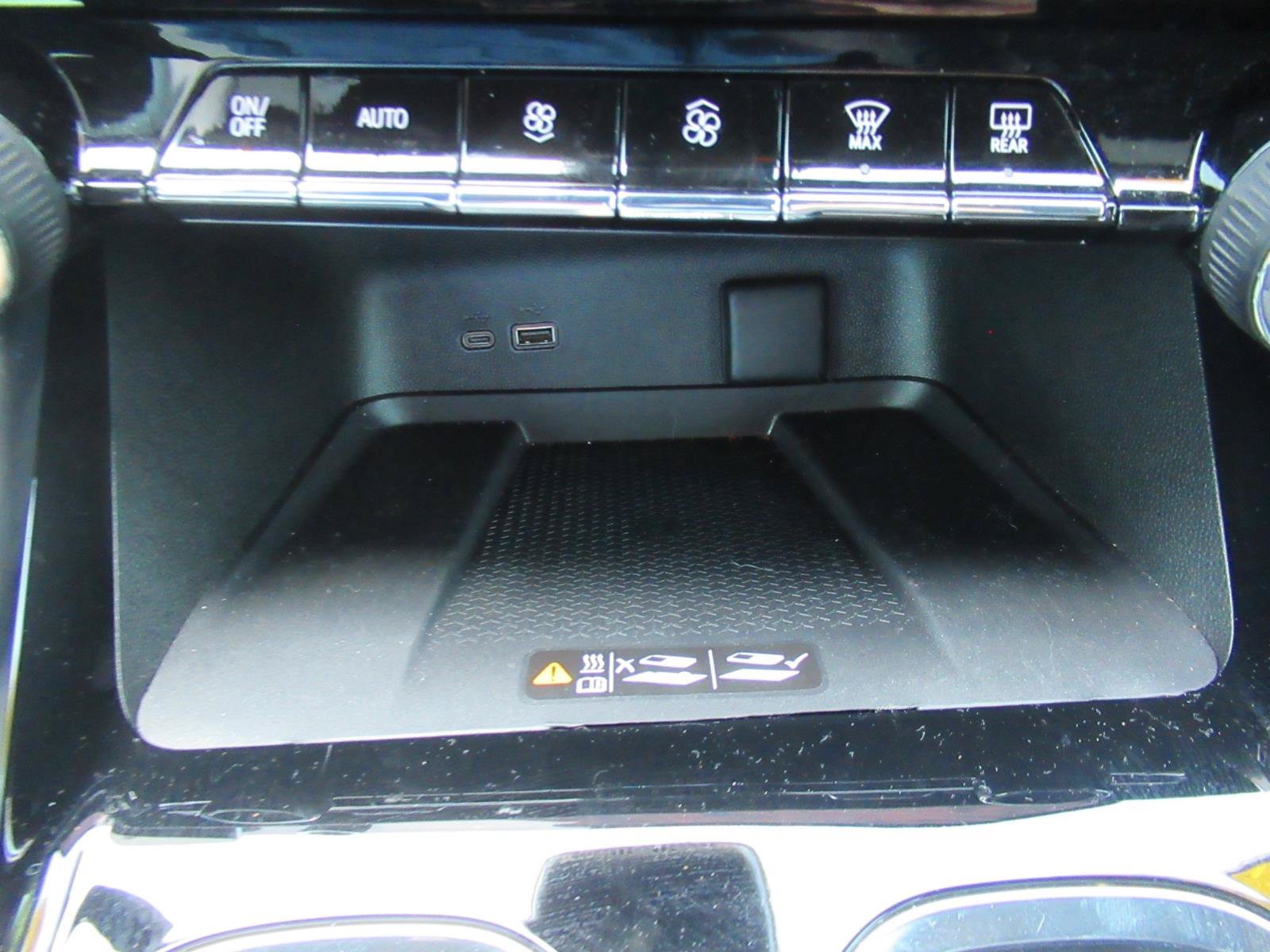 Used 2026 Chevrolet Traverse Z71 AWD/4WD image 28