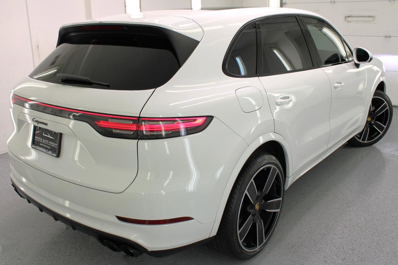 Used 2021 Porsche Cayenne image 30