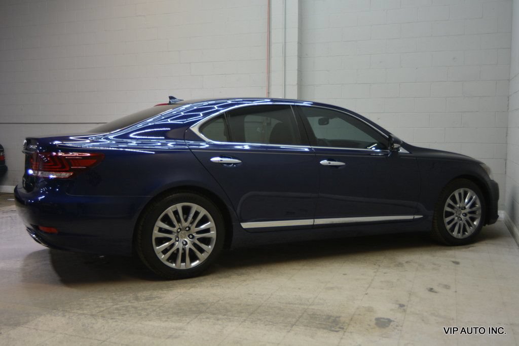 Used 2013 Lexus LS 460 w/ Comfort Pkg RWD image 31