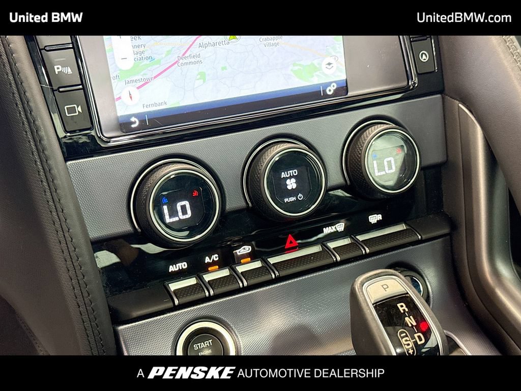 Used 2018 Jaguar F-TYPE Coupe RWD image 11