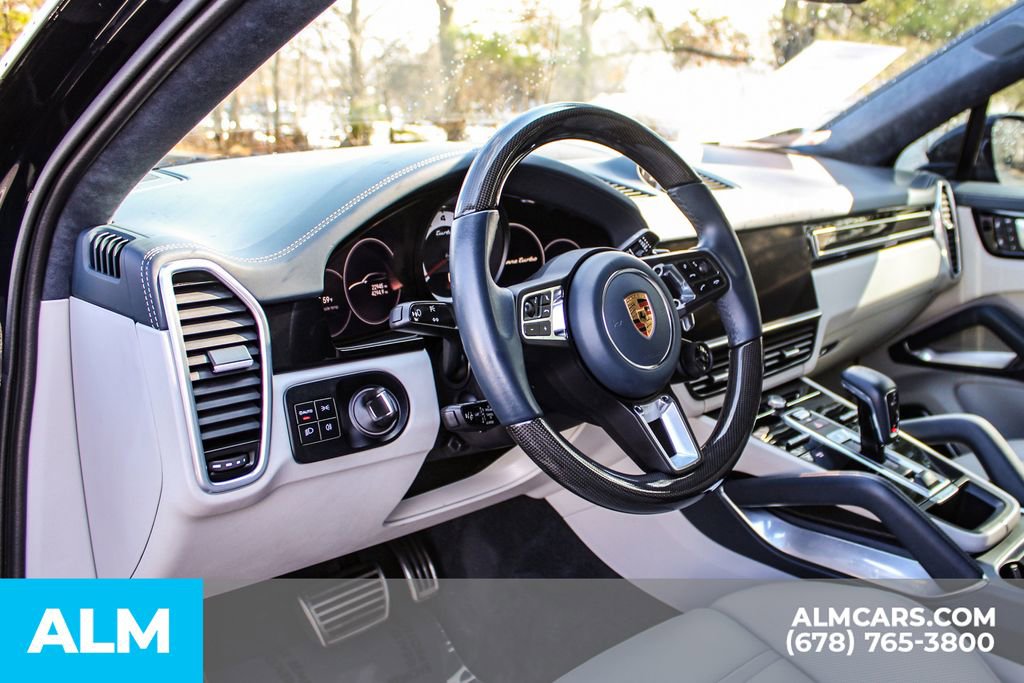Used 2023 Porsche Cayenne Turbo image 30