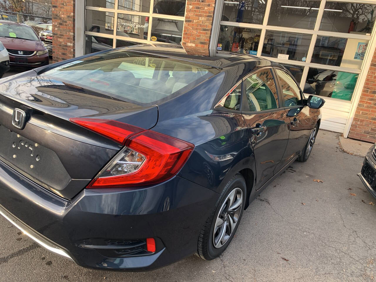 Used 2019 Honda Civic LX image 3