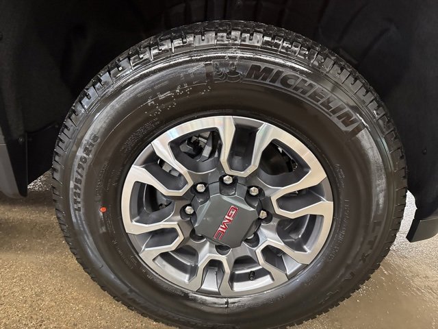 New 2026 GMC Sierra 2500 SLT w/ SLT Convenience Package image 9