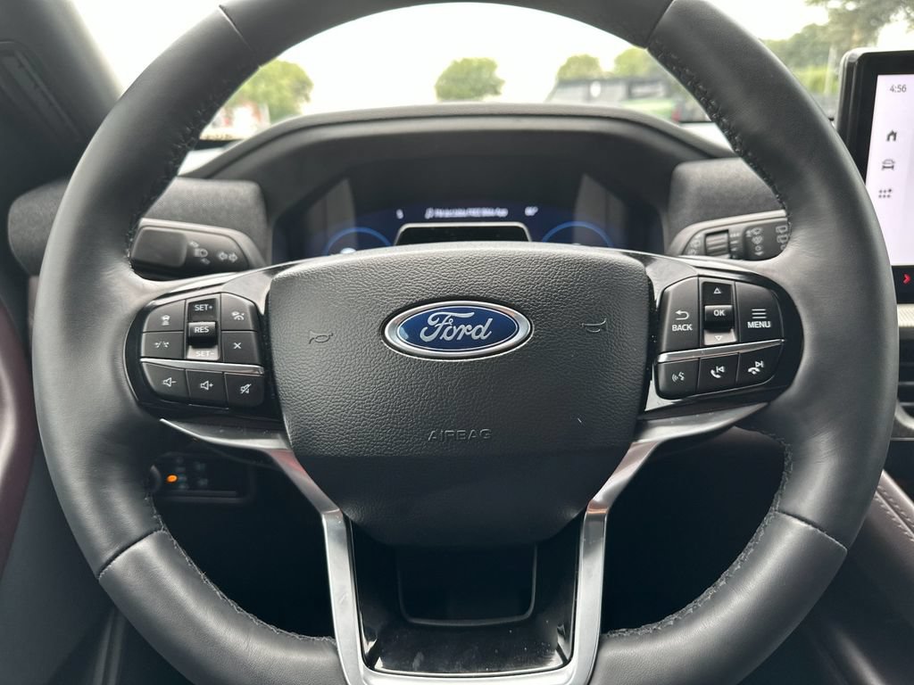 New 2026 Ford Explorer Platinum AWD/4WD image 24