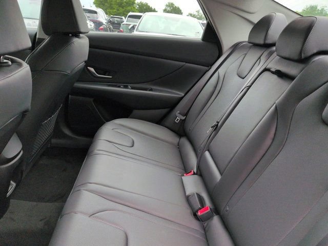 New 2026 Hyundai Elantra Limited FWD image 13