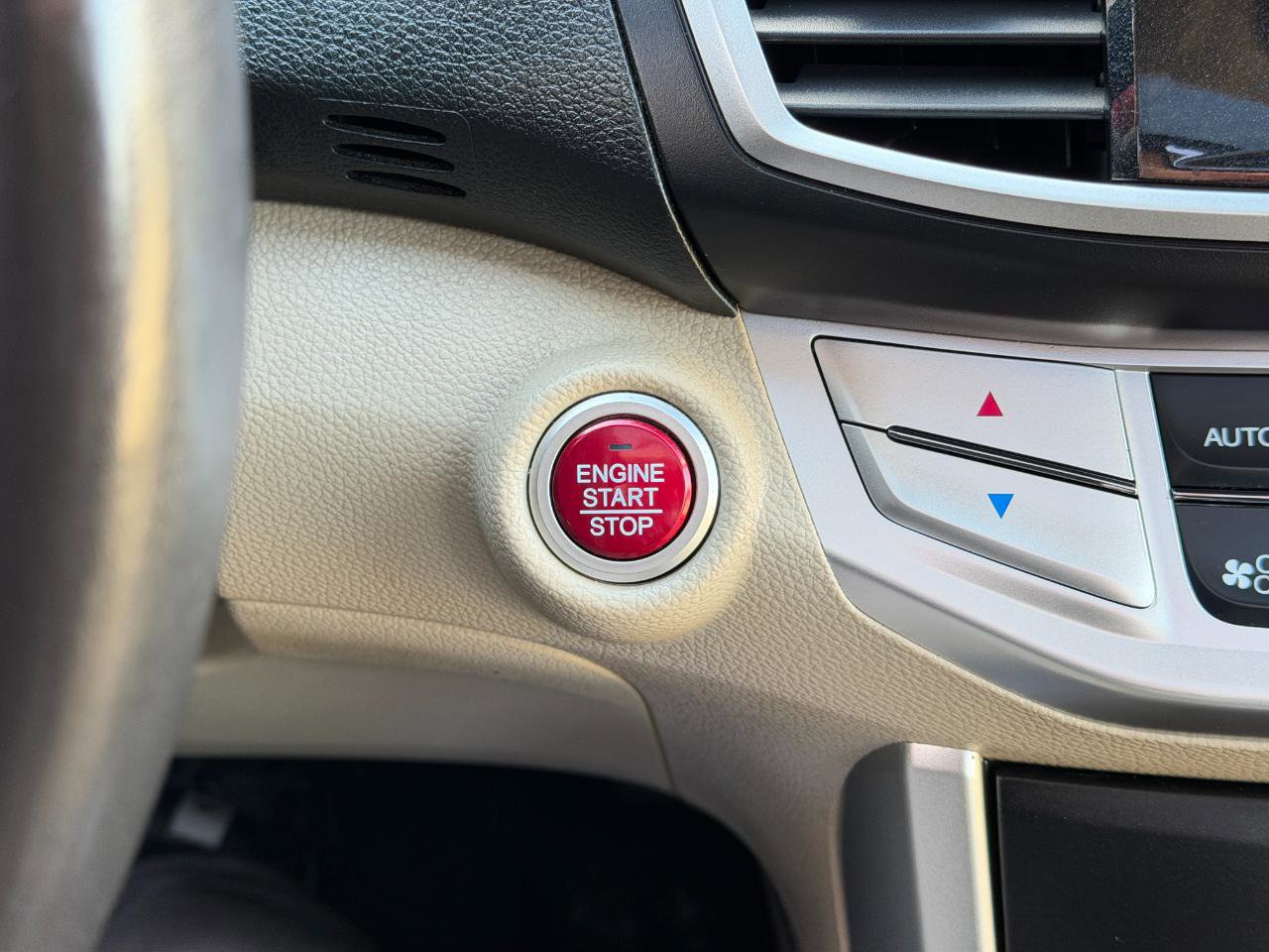 Used 2013 Honda Accord EX-L image 22