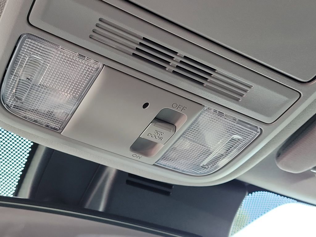 Used 2024 Honda Ridgeline Sport image 21