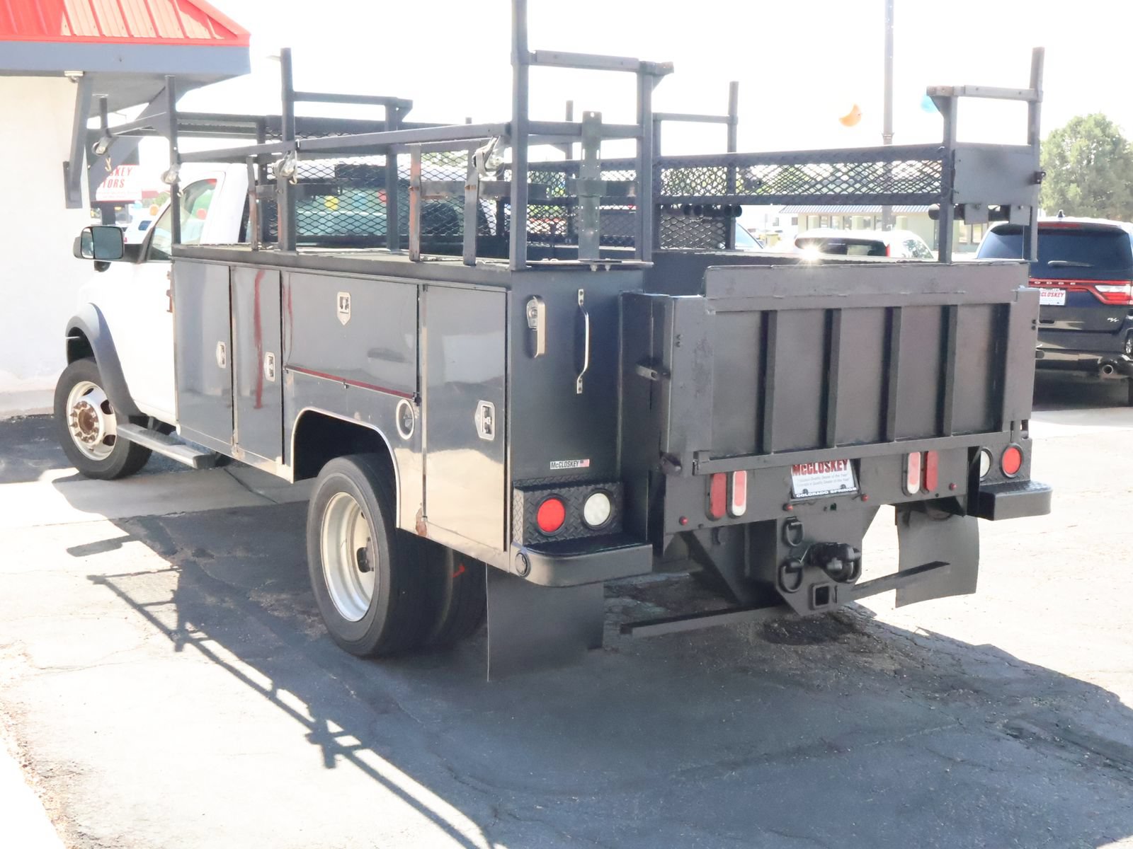 Used 2018 RAM 5500 Tradesman w/ Payload Upgrade Package AWD/4WD image 6
