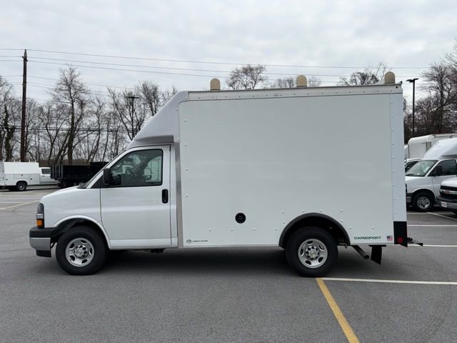 New 2025 Chevrolet Express 3500 w/ Power Convenience Package image 4