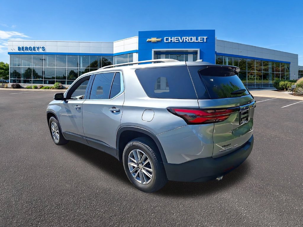 Used 2023 Chevrolet Traverse LT w/ LPO, Floor Liner Package AWD/4WD image 8