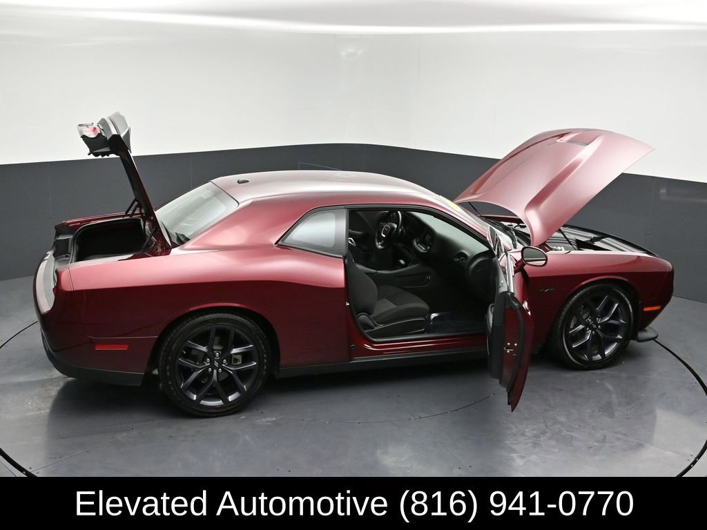 Used 2023 Dodge Challenger R/T w/ Blacktop Package image 32