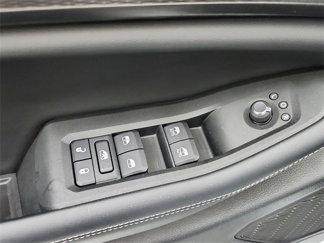 Used 2025 Jeep Grand Cherokee L Altitude image 35