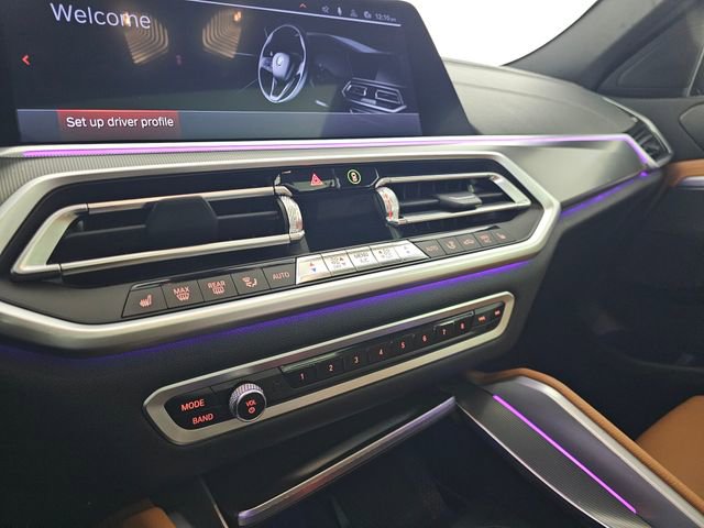 Used 2022 BMW X6 xDrive40i w/ M Sport Package image 28