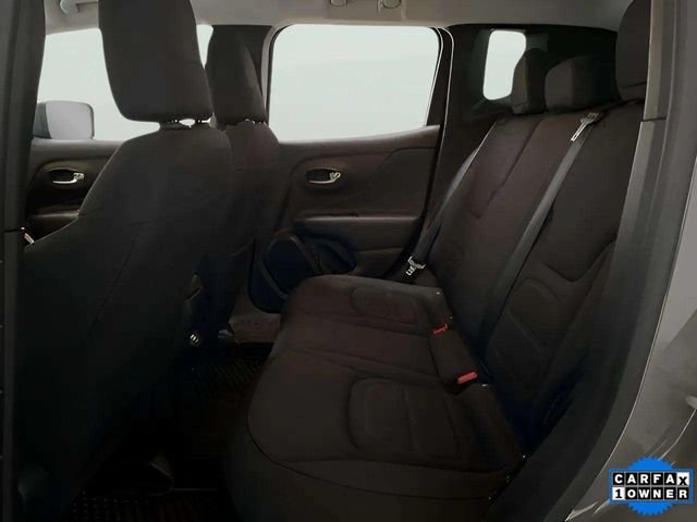Used 2022 Jeep Renegade Latitude AWD/4WD image 11