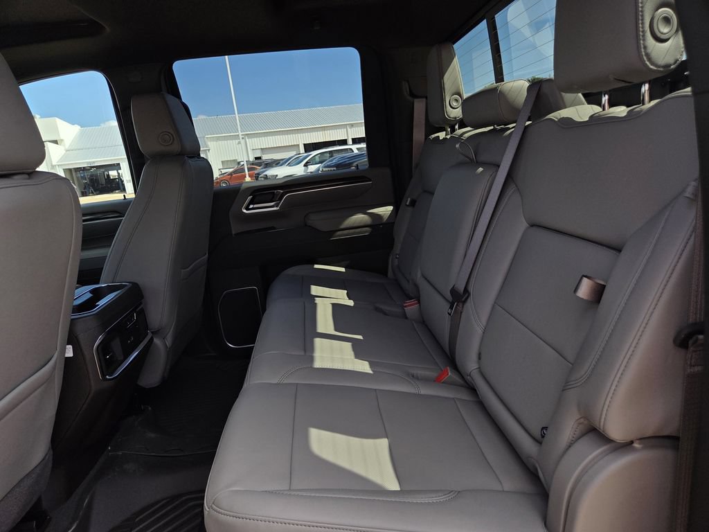 New 2026 Chevrolet Silverado 2500 LTZ w/ LTZ Premium Package AWD/4WD image 22