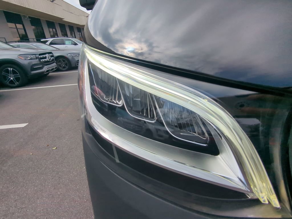 Used 2025 Mercedes-Benz Sprinter 2500 image 20